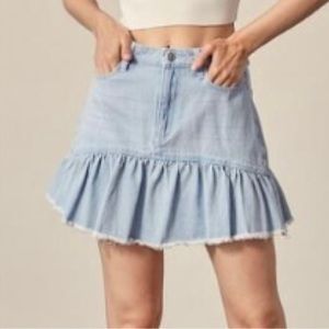Hollister ruffled mini skirt new